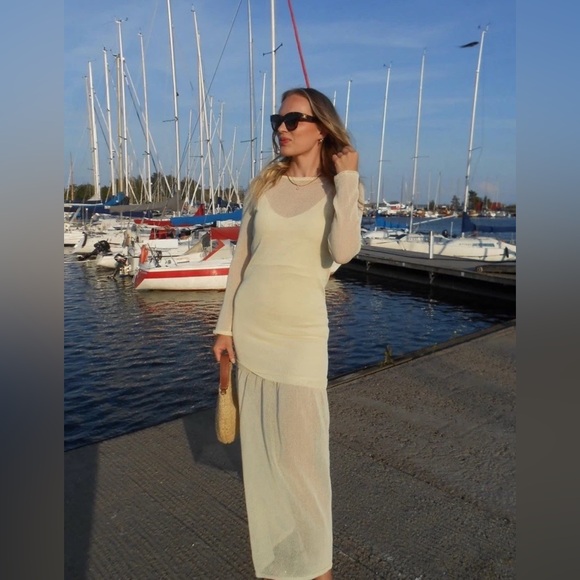 🔥🔥Zara Maxi Dress - Picture 1 of 10